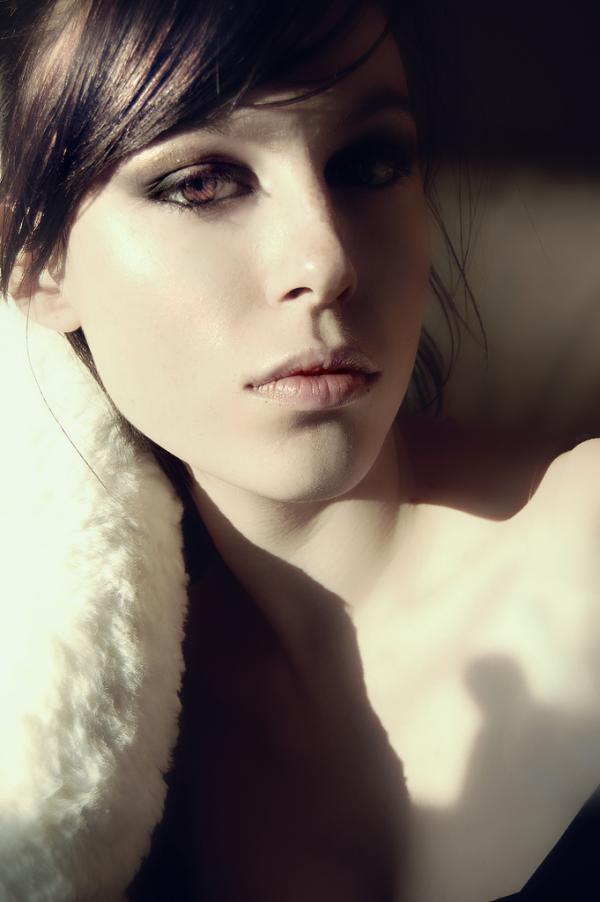 <b>Victoria Sims</b> - Portrait Photography by <b>Victoria Sims</b> <b>...</b> - Victoria-Sims_2600_902