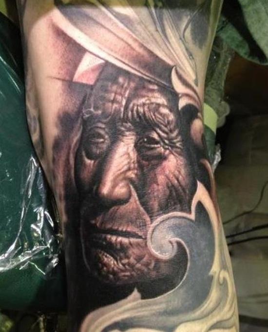 Nikko Hurtado Tattoo trên yall Quinones - 45 ảnh vui nhộn Portrait Tattoo Designs <3 <3