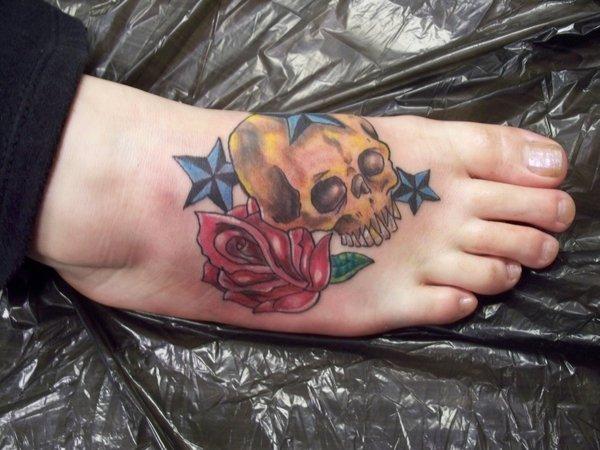 hộp sọ hình xăm trên chân - 50 ảnh vui nhộn Tattoo Designs Foot <3 <3