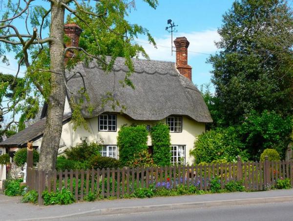 Thatched Houses England | Art and Design