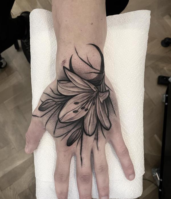 Lily Tattoo by Aim-Z on DeviantArt