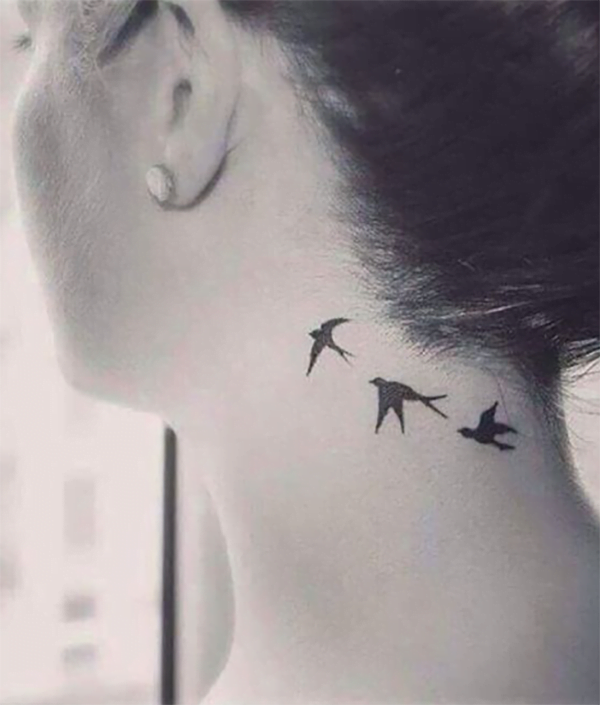 39 Back-of-the-Neck Tattoos That Are Easy to Hide and Fun to Show Off |  Tatueringsidéer, Tatuering