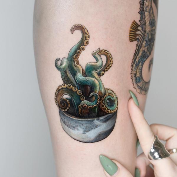 Traditional octopus tattoo #tattoos #tattooer #tattooartist #tattooing  #tattooist #traditionaltattoo #traditionaltattoo #americantraditio... |  Instagram