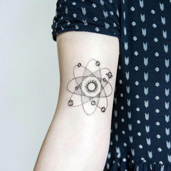 Black Hole Tattoo: Meanings, Designs and Ideas - Dive Into the Depth o –  neartattoos