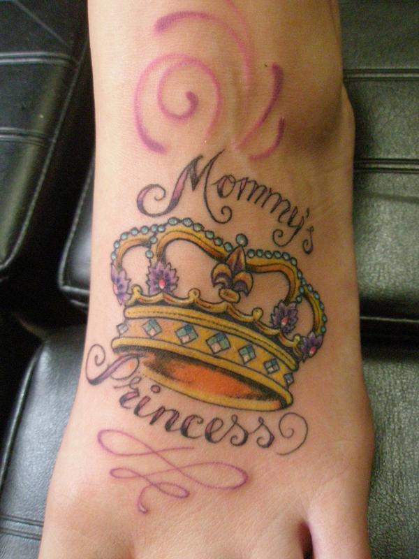 56 Princess Crown Tattoo Stock Photos, High-Res Pictures, and Images -  Getty Images