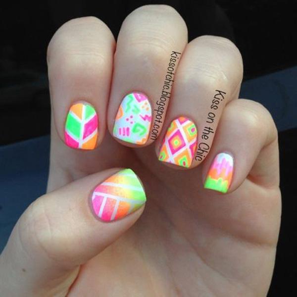 50 Eye-Catching Nail Art Designs : Textured Gradient Sunshine Nails