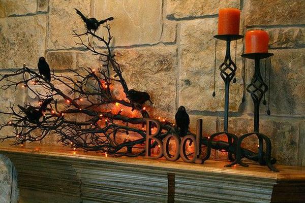 Halloween mantle decorations