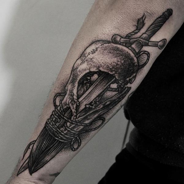 68 Creative Sword Tattoos That Can Cater To Every Purpose