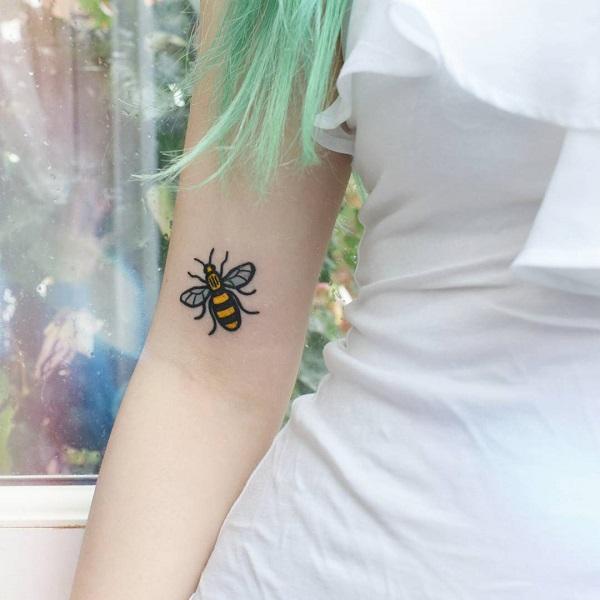 75 Cute Bee Tattoo Ideas | Art and Design | Bee tattoo, Honey bee tattoo,  Cool tattoos