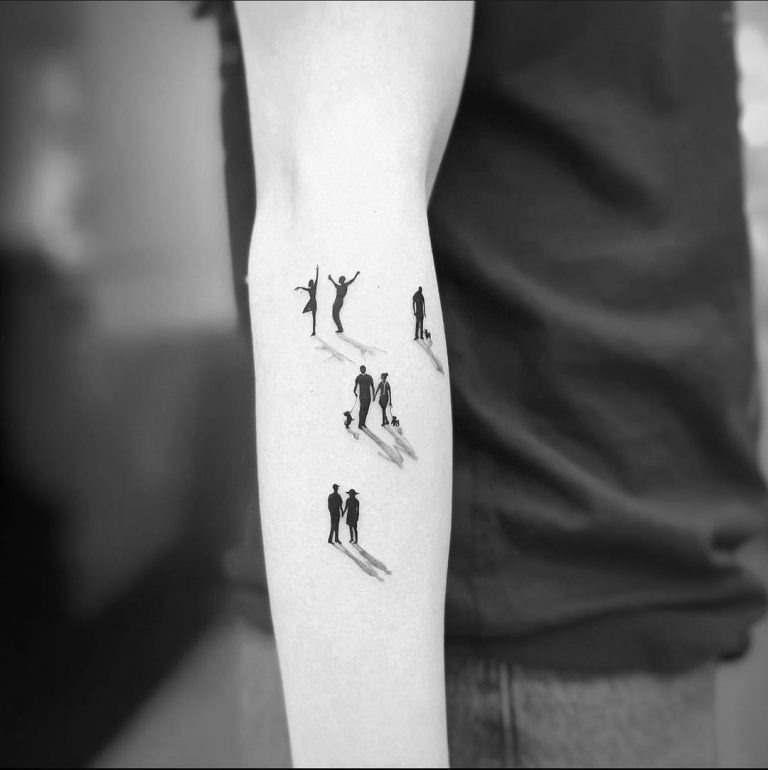 Small and Simple: The Beauty of Minimalist Tattoos | Art and Design