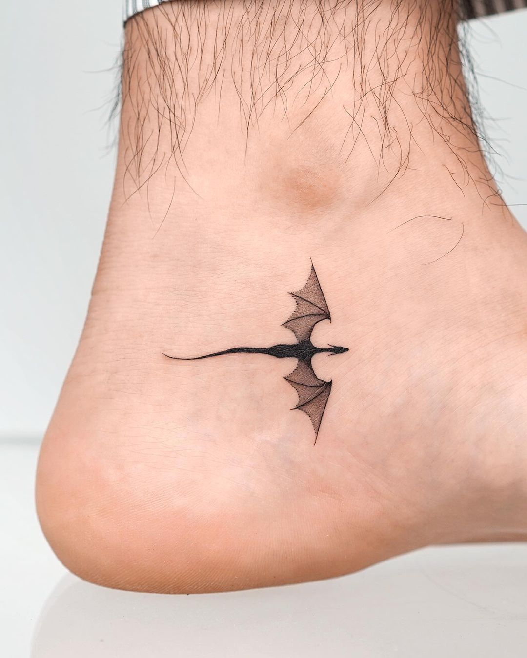 51 Unique Minimalist Tattoos Designs For Women - Beautyholo | Simplistic  tattoos, Tattoos, Minimalist tattoo