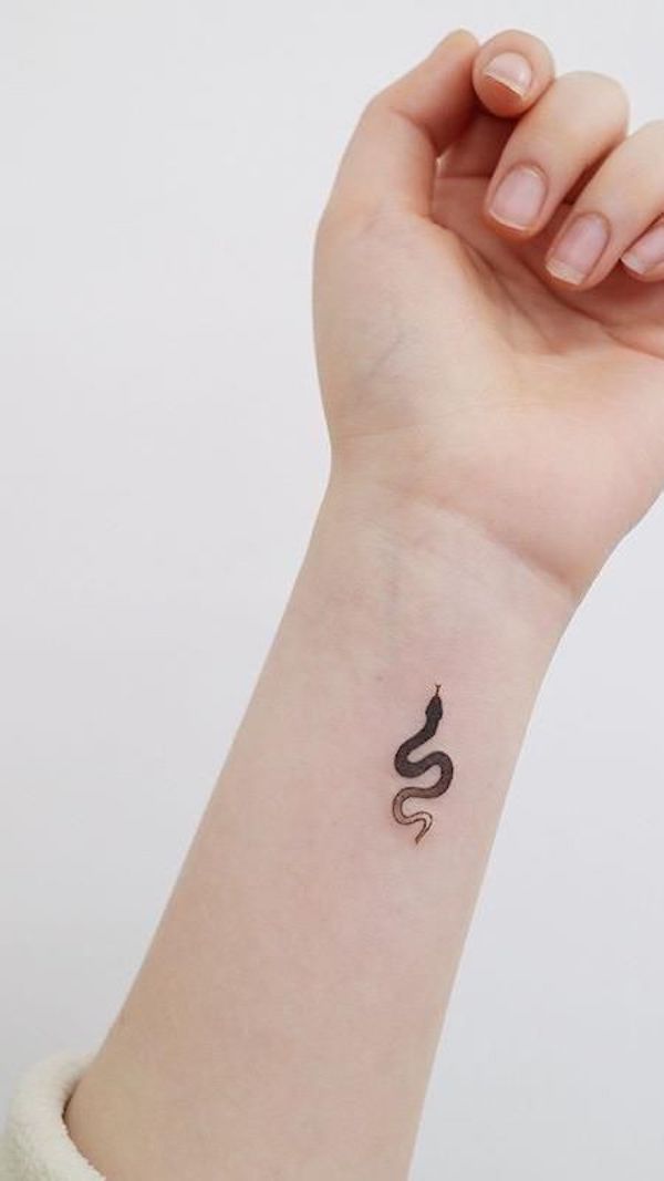 These Simple Tattoo Designs Are Small, Chic and Stunning - (Page 2)