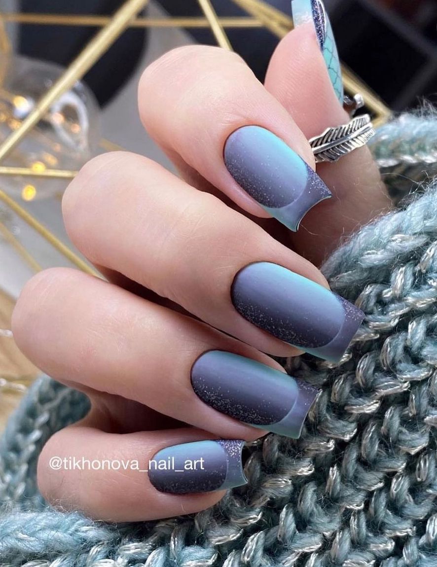 NOTD: 40 Great Nail Art Ideas - Grey and colour / Polished Polyglot