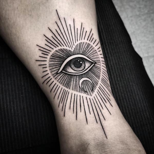 Evil Eye Henna Tattoo for Palm | Shop Now at Mihenna