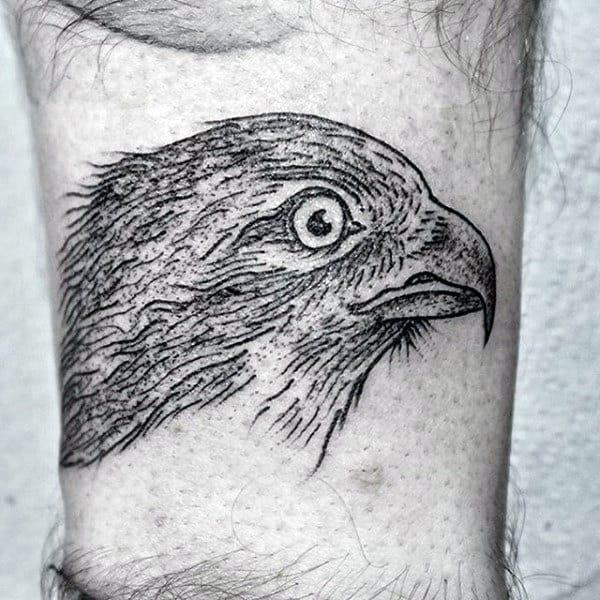 90 Falcon Tattoos For Men | Inspiring Falcon Tattoo ideas | Small Falcon  Tattoo | | Tatuaggi di uccelli, Tatuaggi, Tatoo