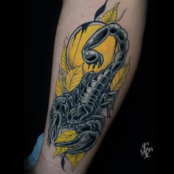  scorpion done by yesitattoos To book an appt please message the artist  directly 𝐃𝐚𝐫𝐤 𝐇𝐞𝐫𝐢𝐭𝐚𝐠𝐞 𝐓𝐚𝐭𝐭𝐨𝐨 1827 w Katella Ave  Anaheim  Instagram