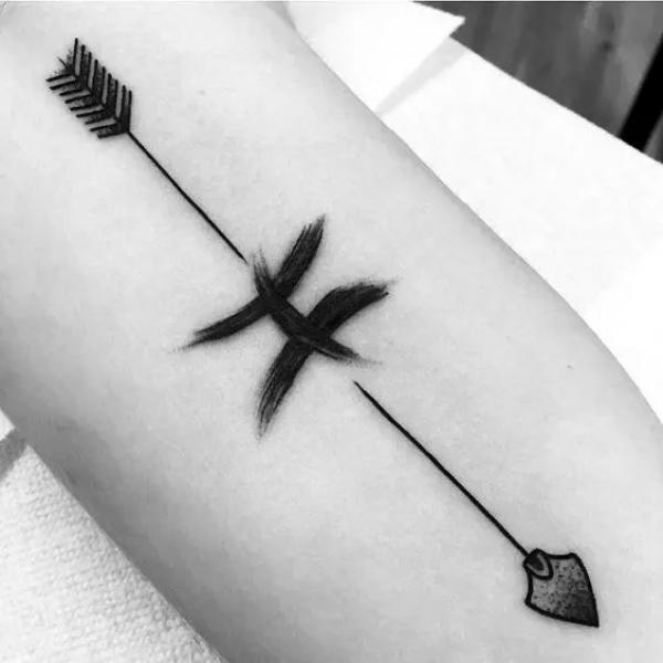 Zodiac Star Sign: Tattoo-Style Pisces Symbol in Sea Shades