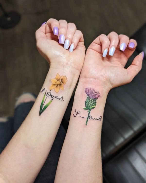 Fine Line Daffodil Tattoo - Temu