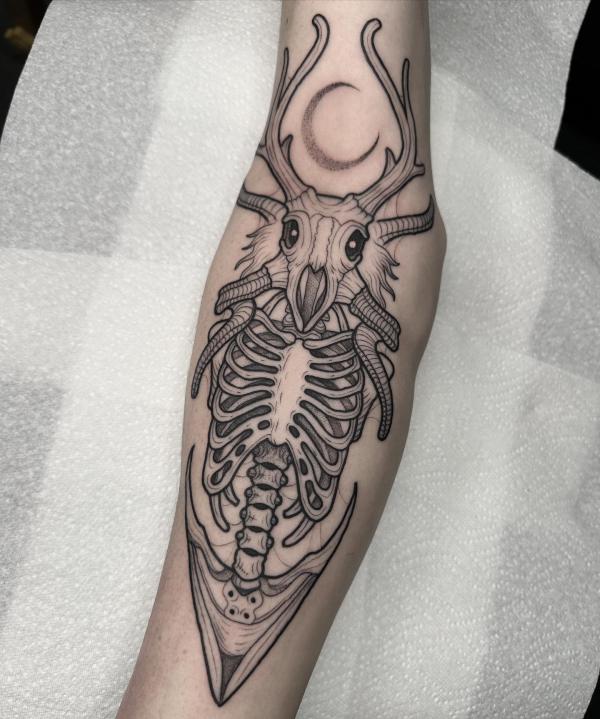 60 Skeleton Tattoo Designs with Meanings | Art and Design