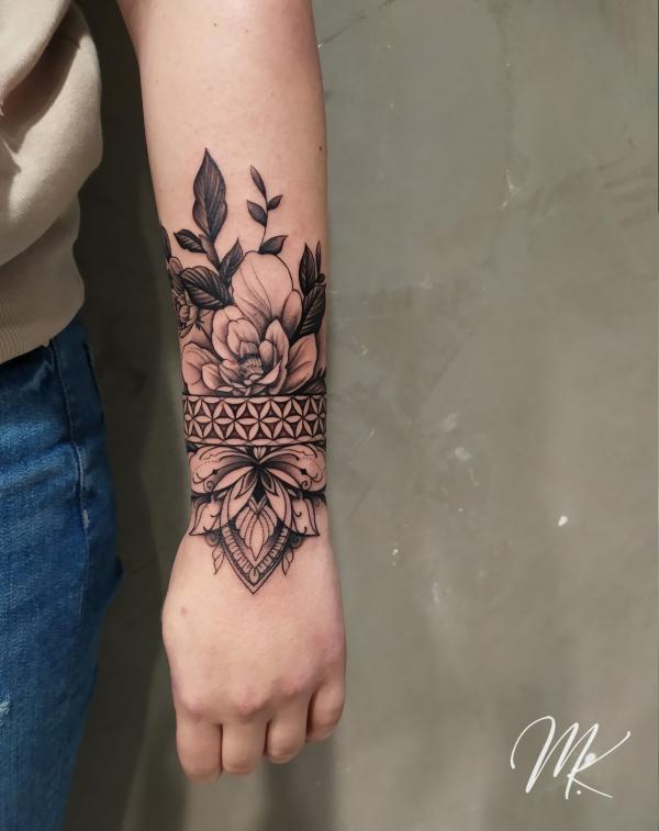 Minimalist Armband Tattoo Armband Temporary Tattoo / Solid Lines Arm Band  Tattoo / Line Wrist Tattoo / Lines Leg Tattoo / Minimalistic - Etsy Finland