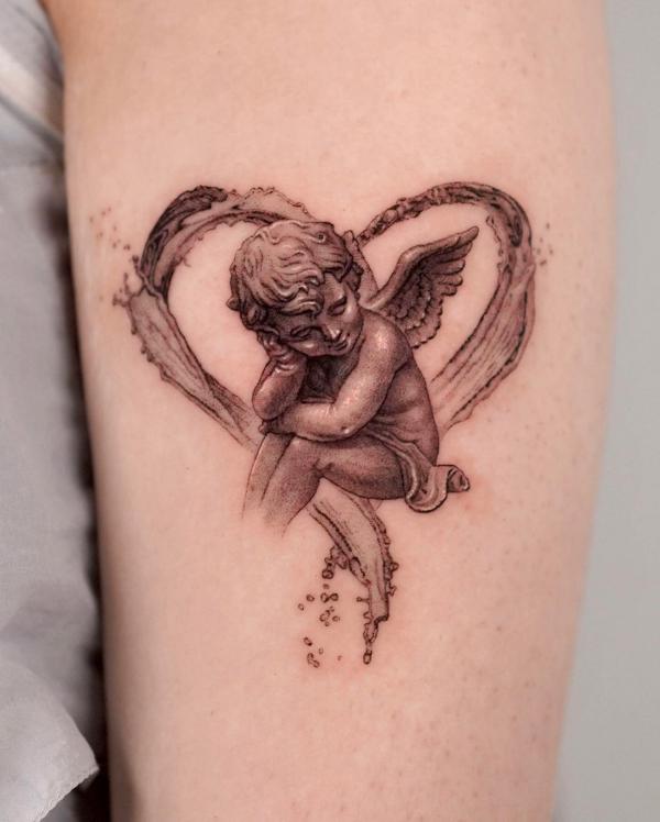 Delicate Tattoo Designs With Hearts