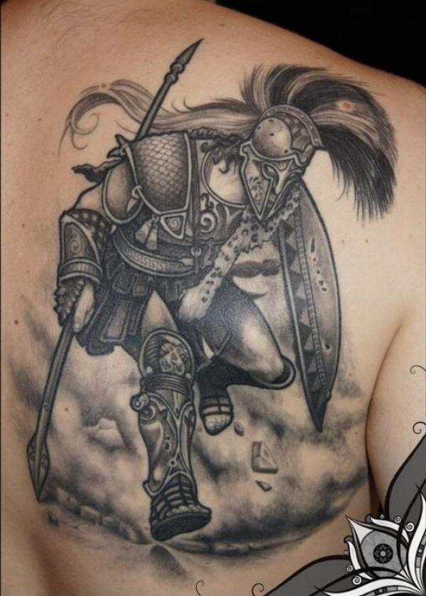 Spartan Spear Drop Attack Medieval Warrior Stock Vector (Royalty Free)  1217321272 | Shutterstock | Tatuagem espartana, Ilustrações, Tatuagem de  guerreiro samurai