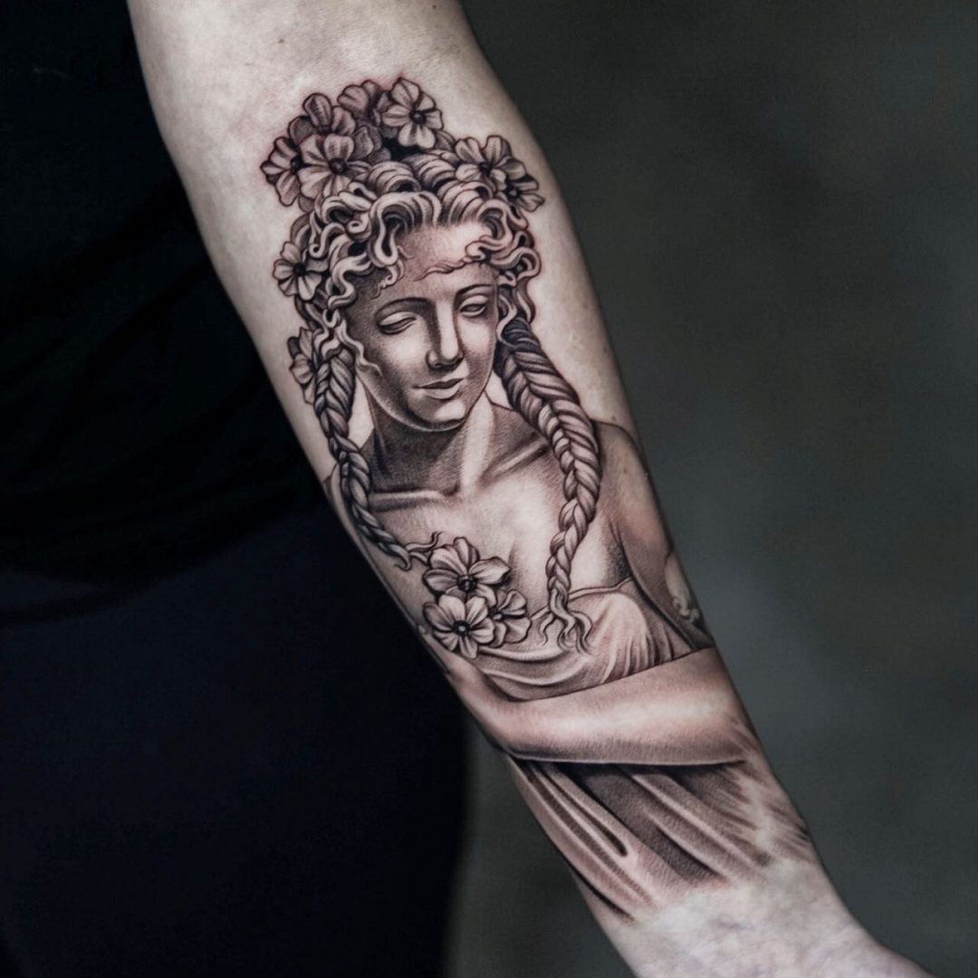 20 Captivating Aphrodite Tattoo Designs and Meanings Art and Design