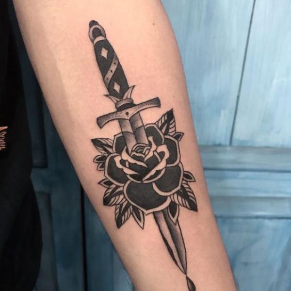 Dagger | Traditional dagger tattoo, Traditional tattoo sleeve, Tattoo prices