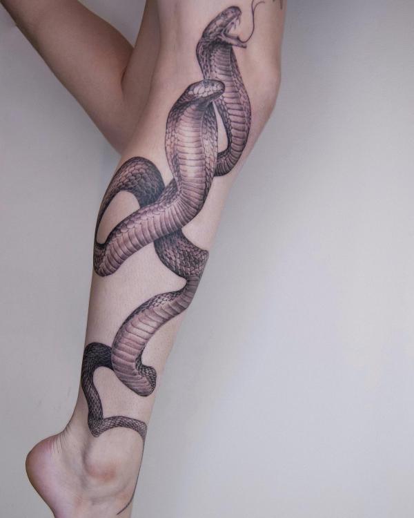 3D snake tattoo | Wrap around ankle tattoos, Cuff tattoo, Snake tattoo