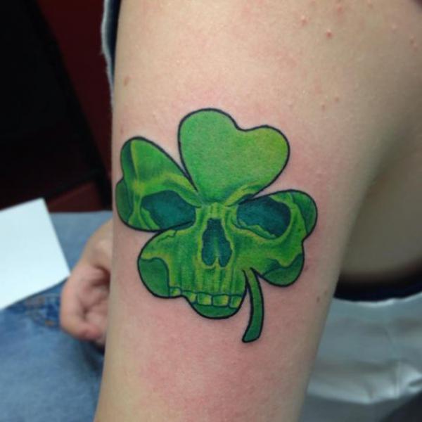 Clover Tattoos | Clover tattoos, Four leaf clover tattoo, Shamrock tattoos