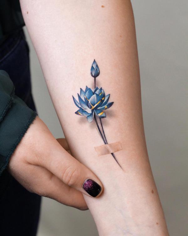 The Art Ink Tattoo Studio - Beautiful lotus tattoo design done by  @ketantattooist @the_art_ink_tattoo @bishoprotary Appointment :  +919429302040 #mandalatattoo #lotus #flowertattoo #tattooideas #smalltattoo  #meningfulltattoo #tattooideasforgirls ...