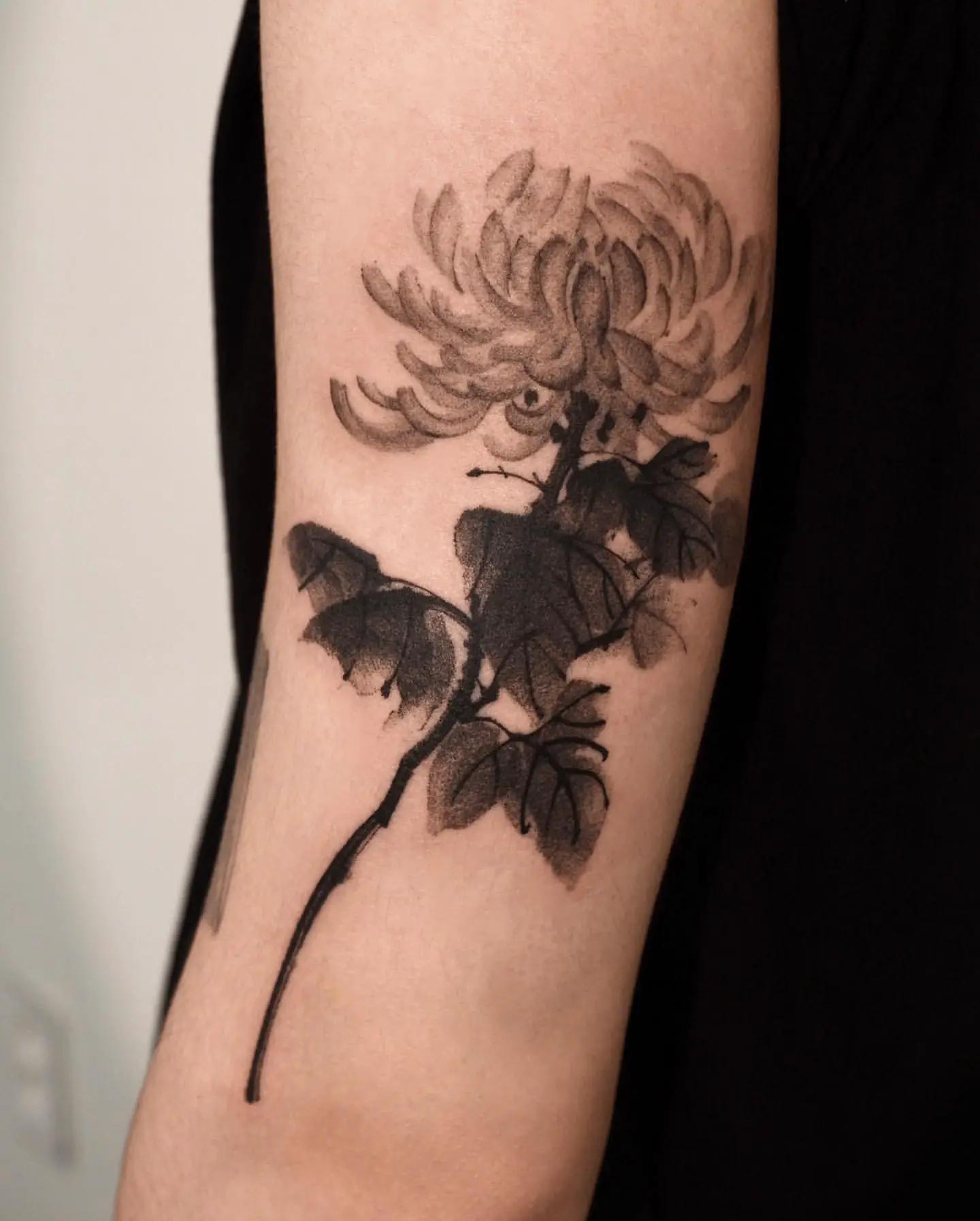 Black Chrysanthemum Tattoo - ApolloBox