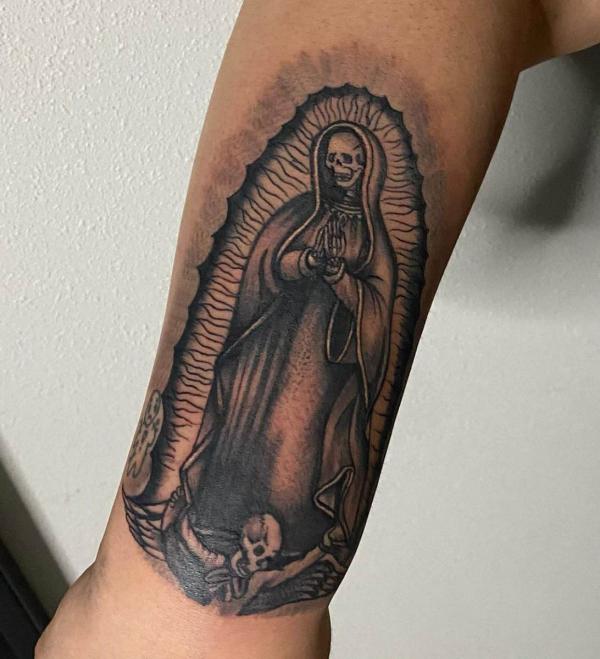 60 Santa Muerte Tattoo Designs with Meaning