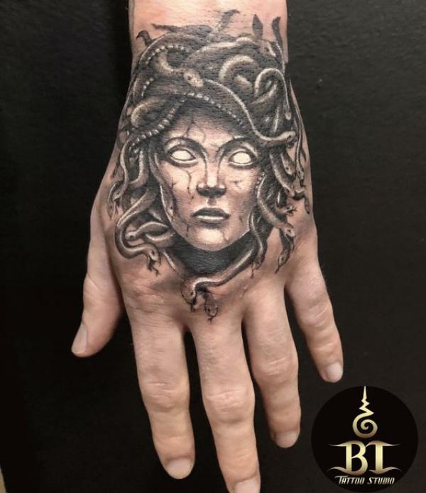 "Medusa