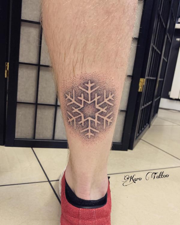 Biomech tribal snowflake tattoo by Phil Robertson: TattooNOW
