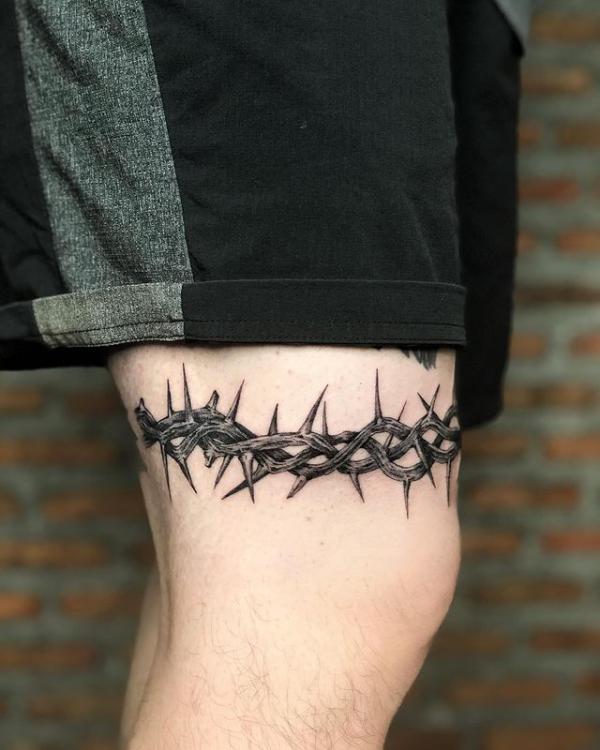 70 Above Knee Tattoo Designs for Your Inspiration | Art and Design