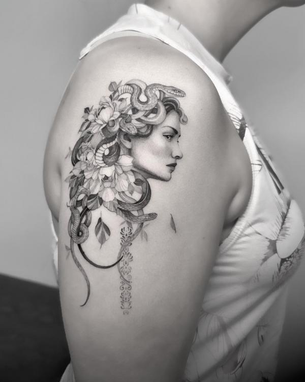 ALL DAY Tattoo BKK - Medusa statue piece by the homegirl Gwarr | Facebook