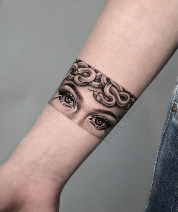 Amazon.com: KAIKAI Black Large Snake Flower Fake Tattoo Sticker for Women  Dot Rose Peony Temporary Tattoos DIY Water Transfer Tatoos Girls (Color :  GMZ224) : Beauty & Personal Care