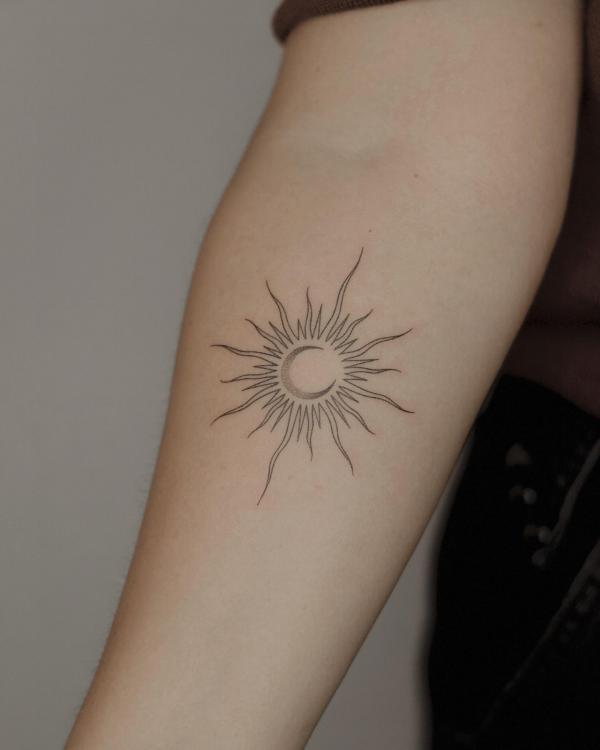 100 Sun and Moon Tattoos with Meaning