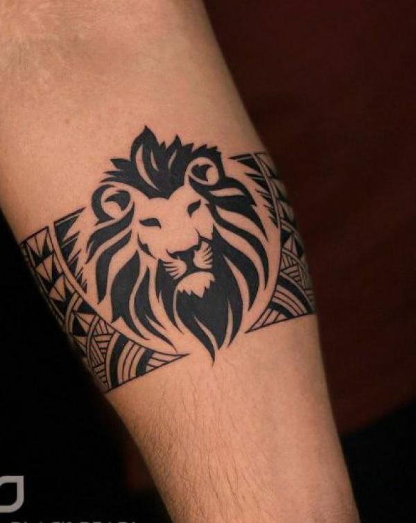 surmul Lion With Strip Design Hand Band Temporary Tattoo on Hand For Men  Woman Tattoo - Price in India, Buy surmul Lion With Strip Design Hand Band  Temporary Tattoo on Hand For
