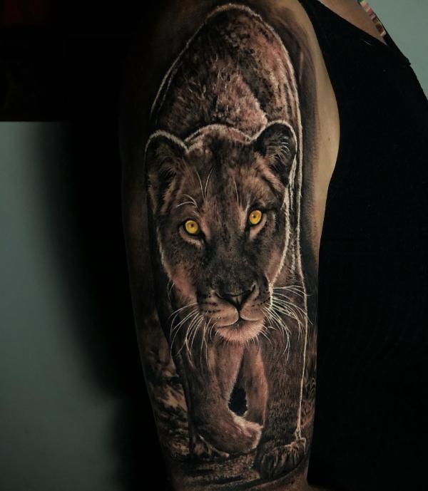Art on Tumblr: Amazing black panther tattoo by Sergio Fernandez  @sergiofernandeztattoo !
