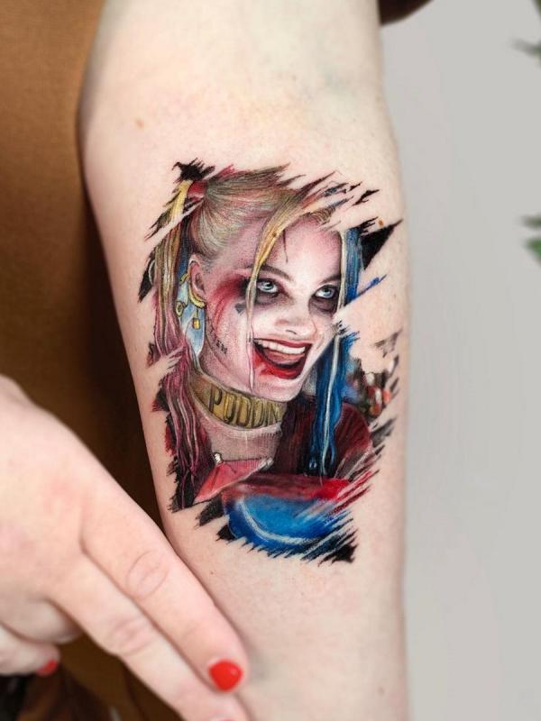 23 Cool Harley Quinn Tattoo Ideas [2024 Inspiration Guide]