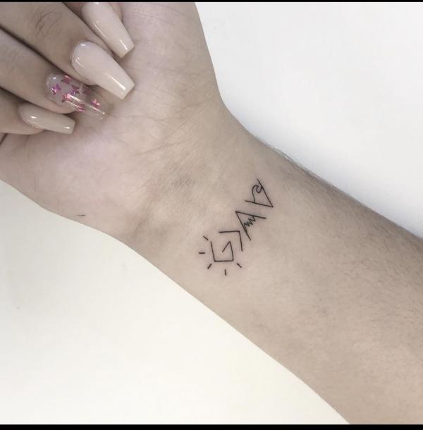 40 God is Greater Than the Highs and Lows Tattoos | Art and Design