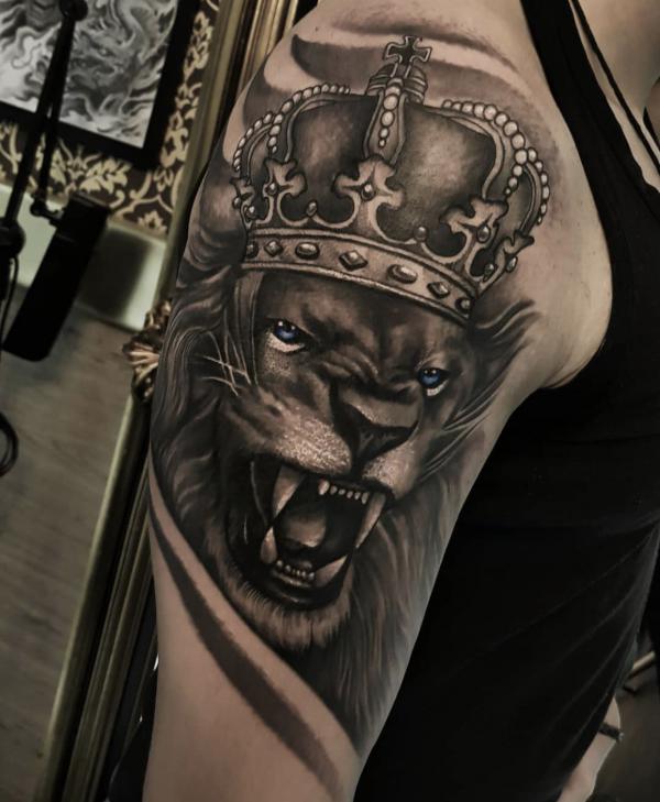 Lion king quarter sleeve tattoo